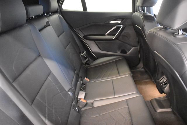 Used 2026 BMW X2 xDrive28i AWD/4WD image 17
