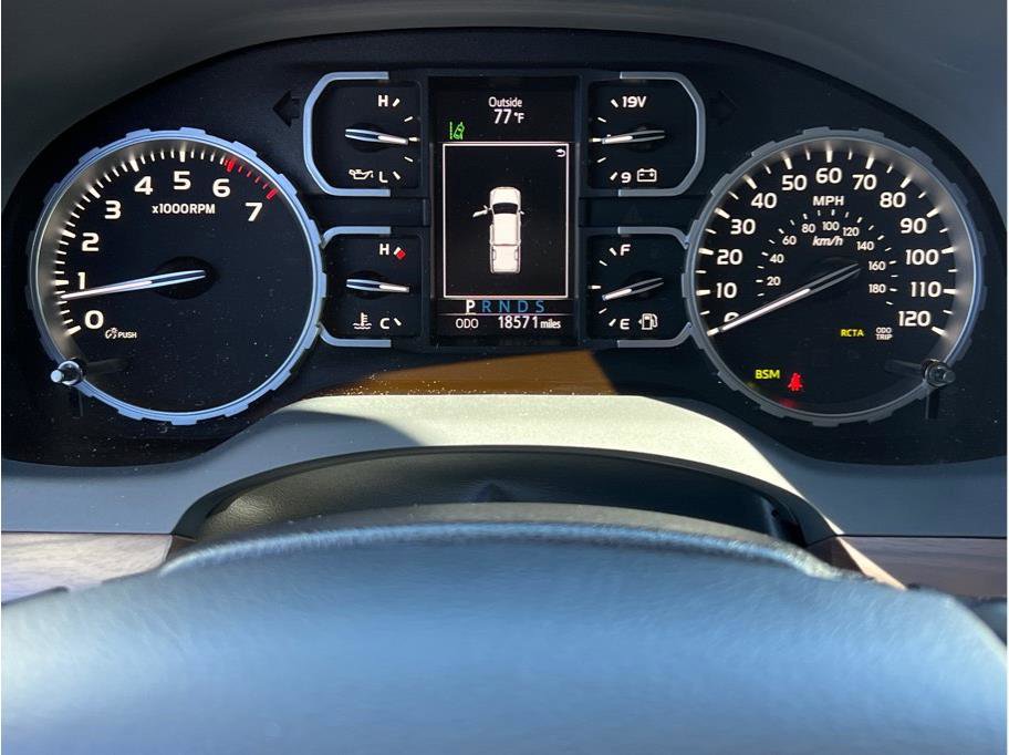 Used 2021 Toyota Tundra Limited w/ Limited Premium Package image 13