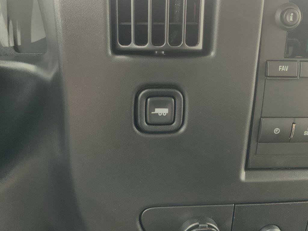 New 2025 Chevrolet Express 3500 Extended w/ Driver Convenience Package image 31
