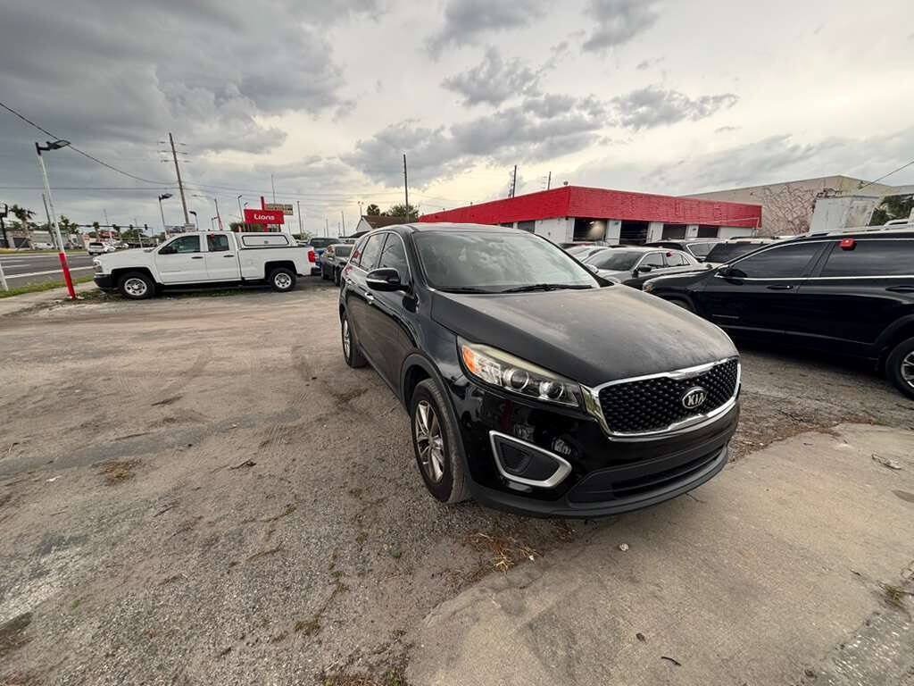 Used 2017 Kia Sorento L FWD image 7