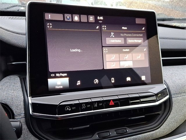 Used 2024 Jeep Compass Latitude image 17