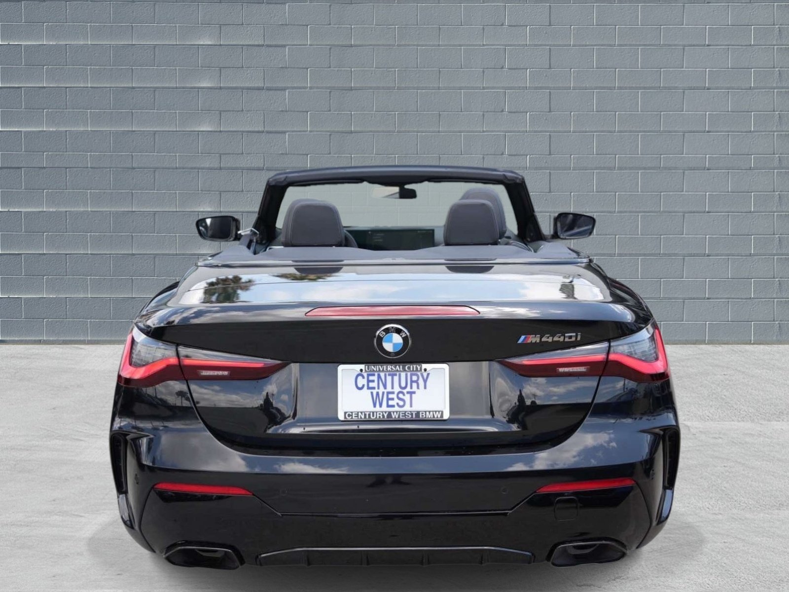 Certified 2024 BMW M440i Convertible w/ Premium Package RWD image 5