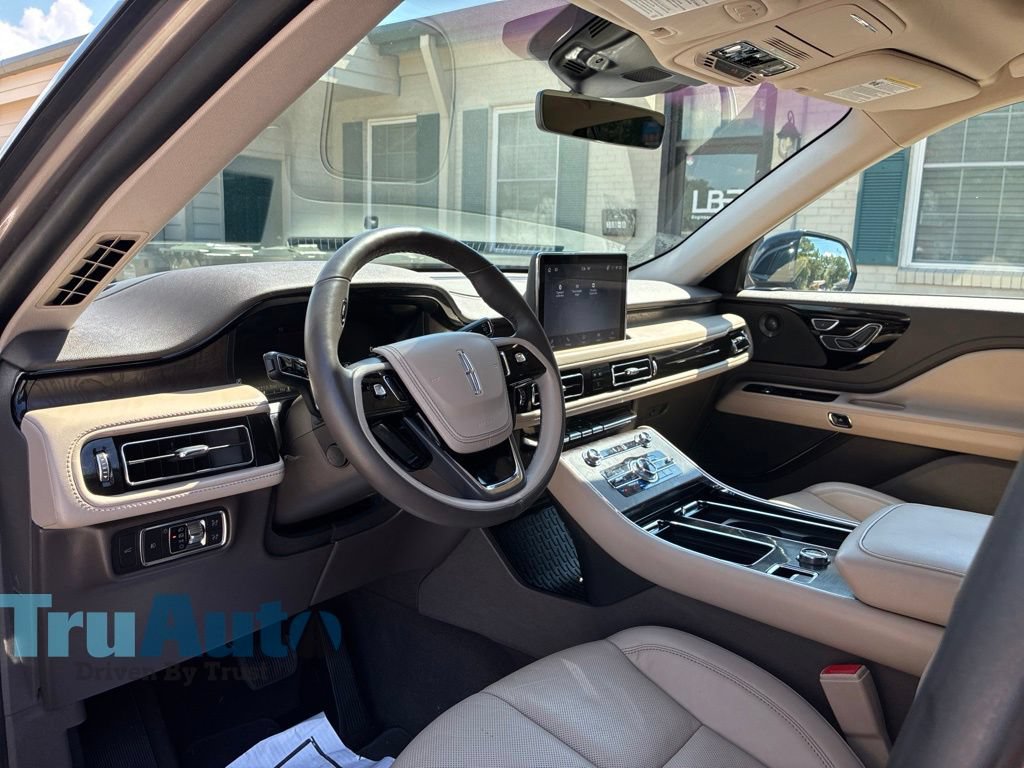 Used 2021 Lincoln Aviator Reserve w/ Equipment Group 201A AWD/4WD image 26