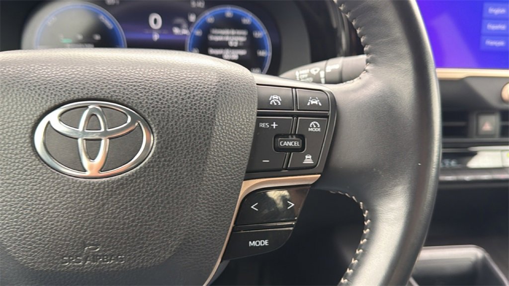 Certified 2024 Toyota Crown Limited image 27
