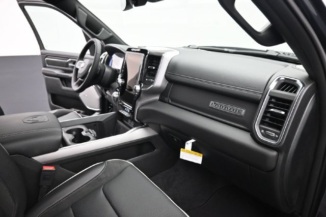 New 2027 RAM 1500 Laramie AWD/4WD image 30