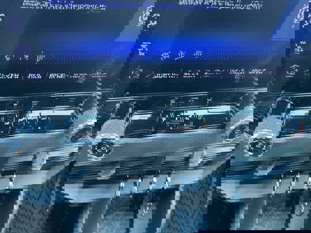 Used 2024 Chevrolet Colorado W/T image 17