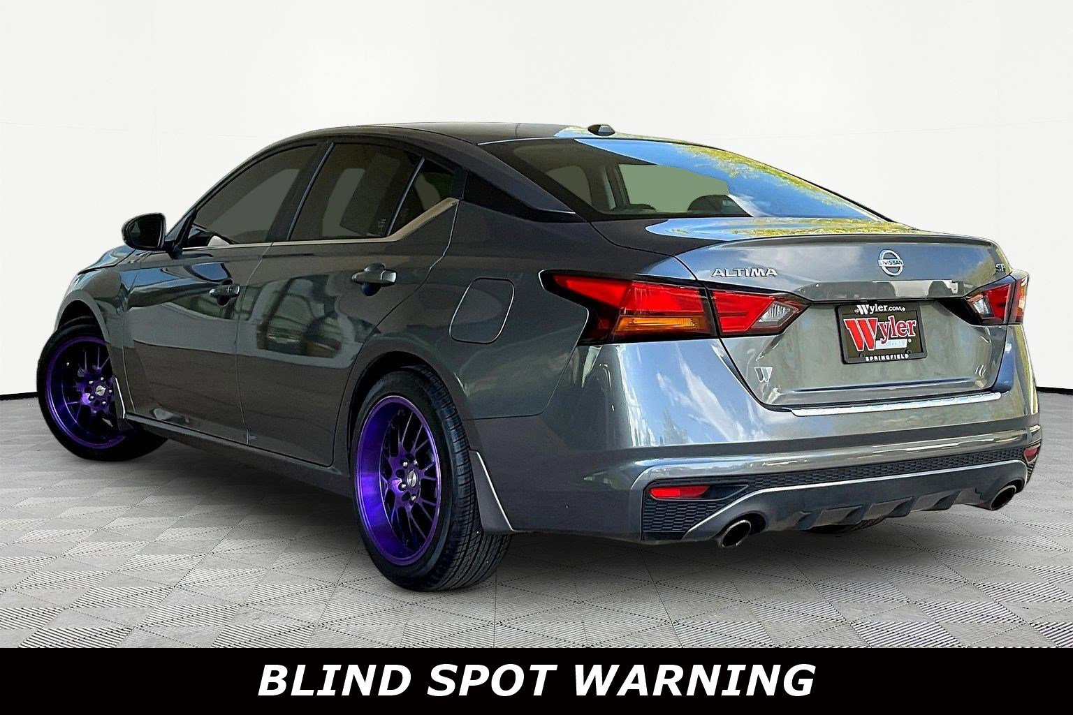 Used 2019 Nissan Altima 2.5 SR w/ SR Premium Package FWD image 4