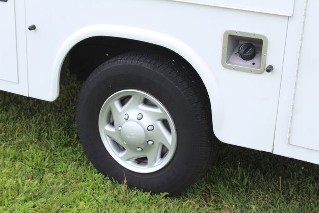 Used 2022 Ford E-350 and Econoline 350 Super Duty w/ Power Windows & Locks Group image 19