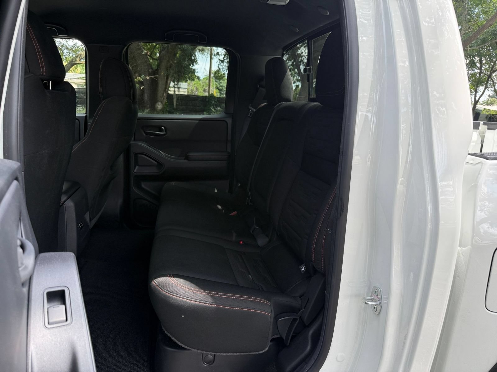 Used 2026 Nissan Frontier PRO-4X AWD/4WD image 35