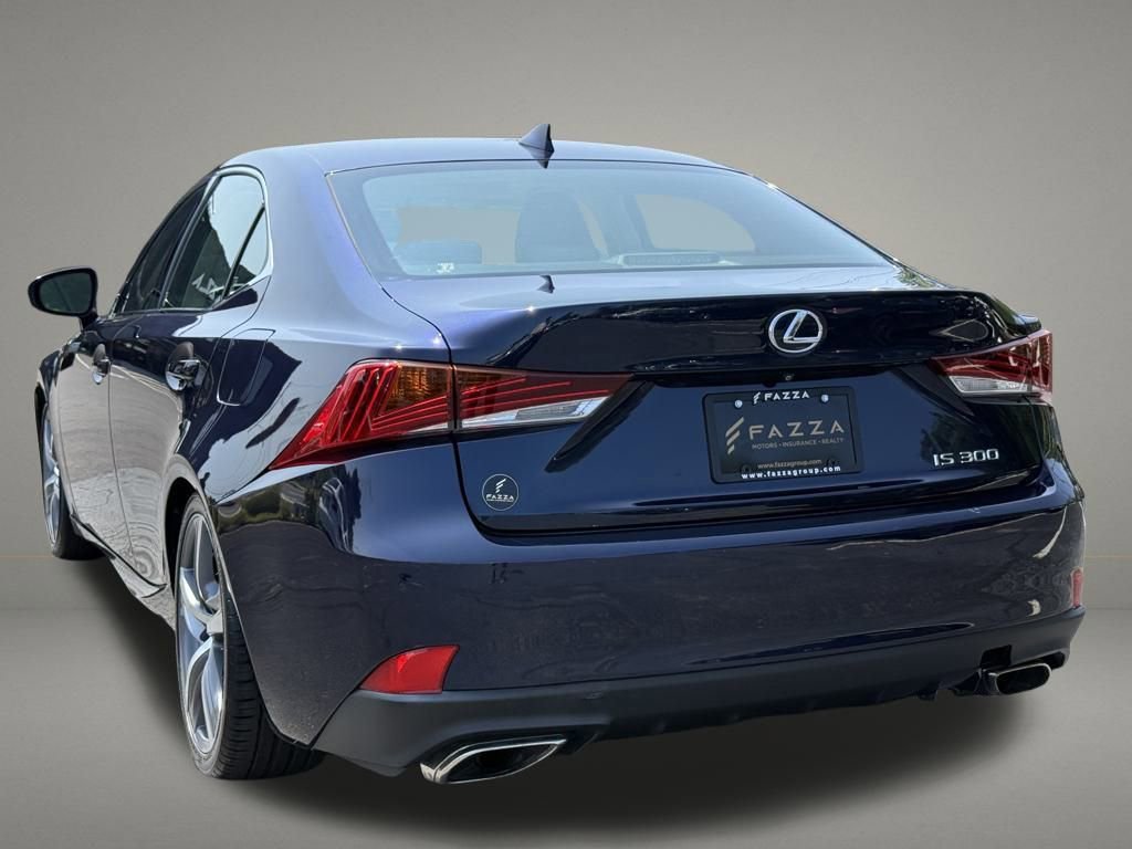 Used 2019 Lexus IS 300 w/ Premium Package RWD video 3