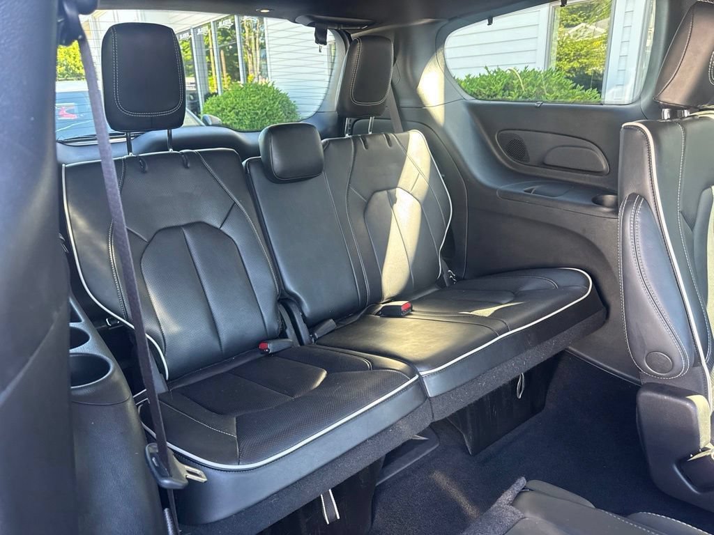 Used 2023 Chrysler Pacifica Limited w/ S Appearance Package FWD image 60