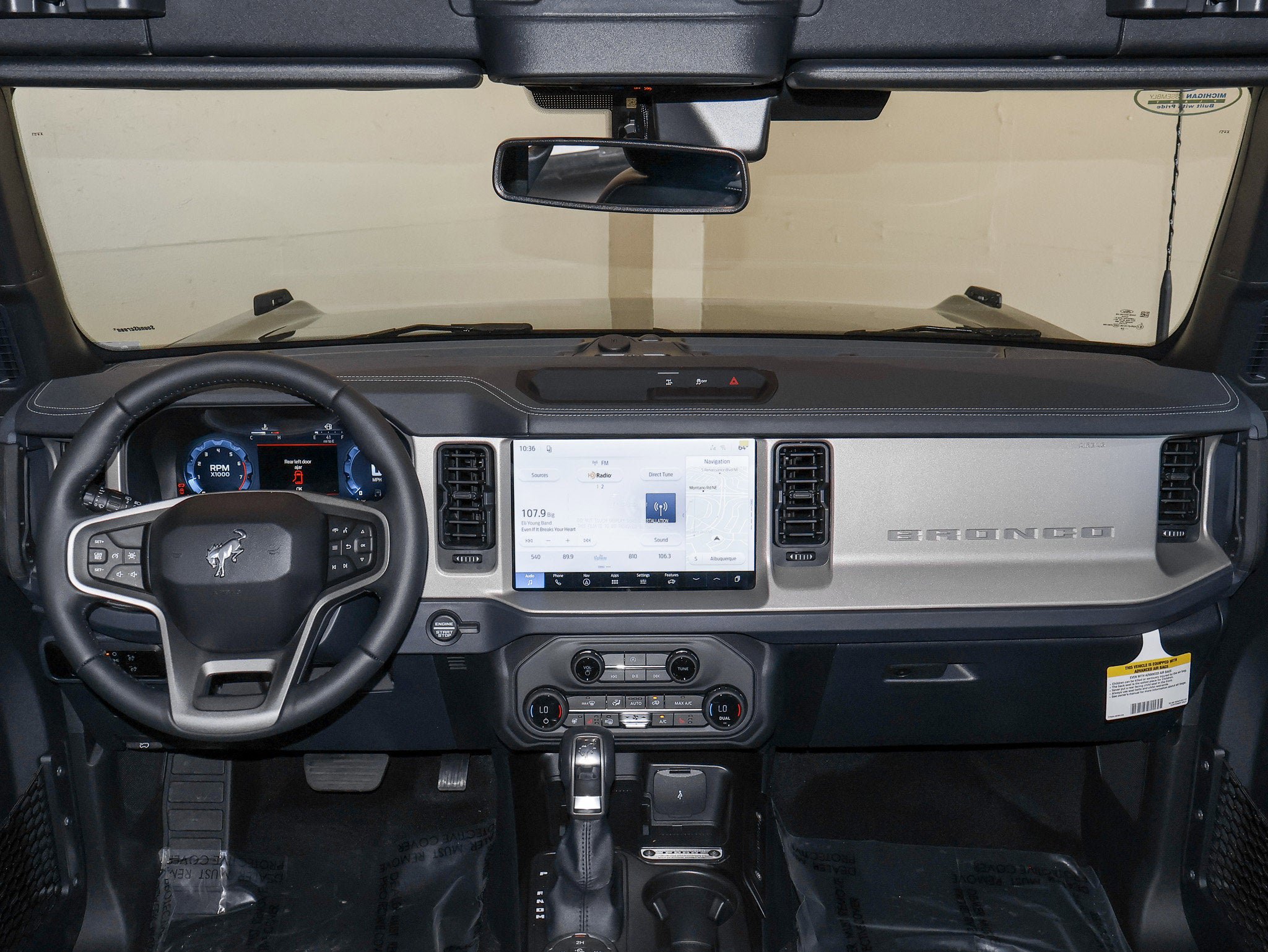 New 2026 Ford Bronco Outer Banks AWD/4WD image 25