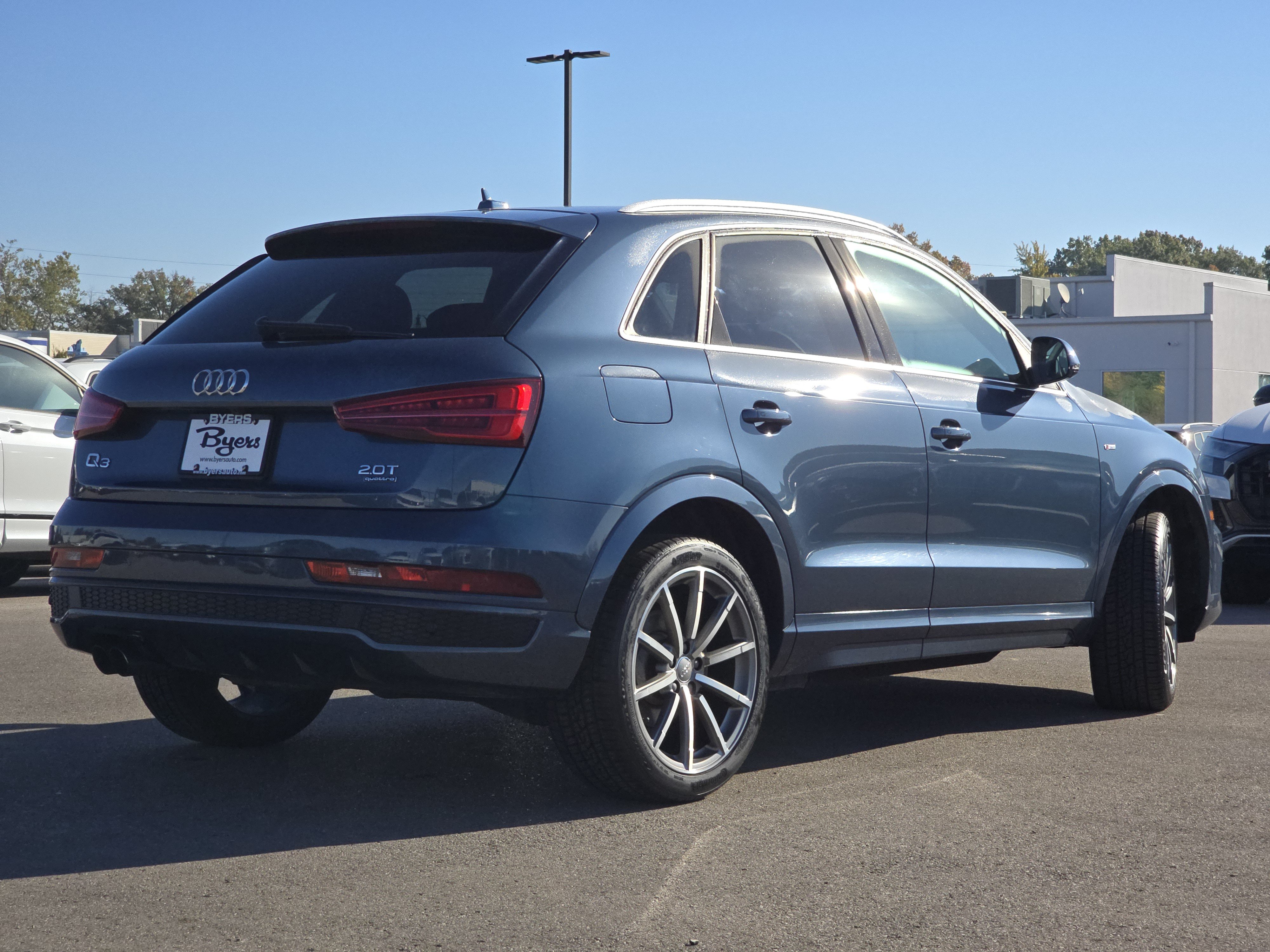 Used 2018 Audi Q3 2.0T Premium Plus w/ Premium Plus Package AWD/4WD image 7
