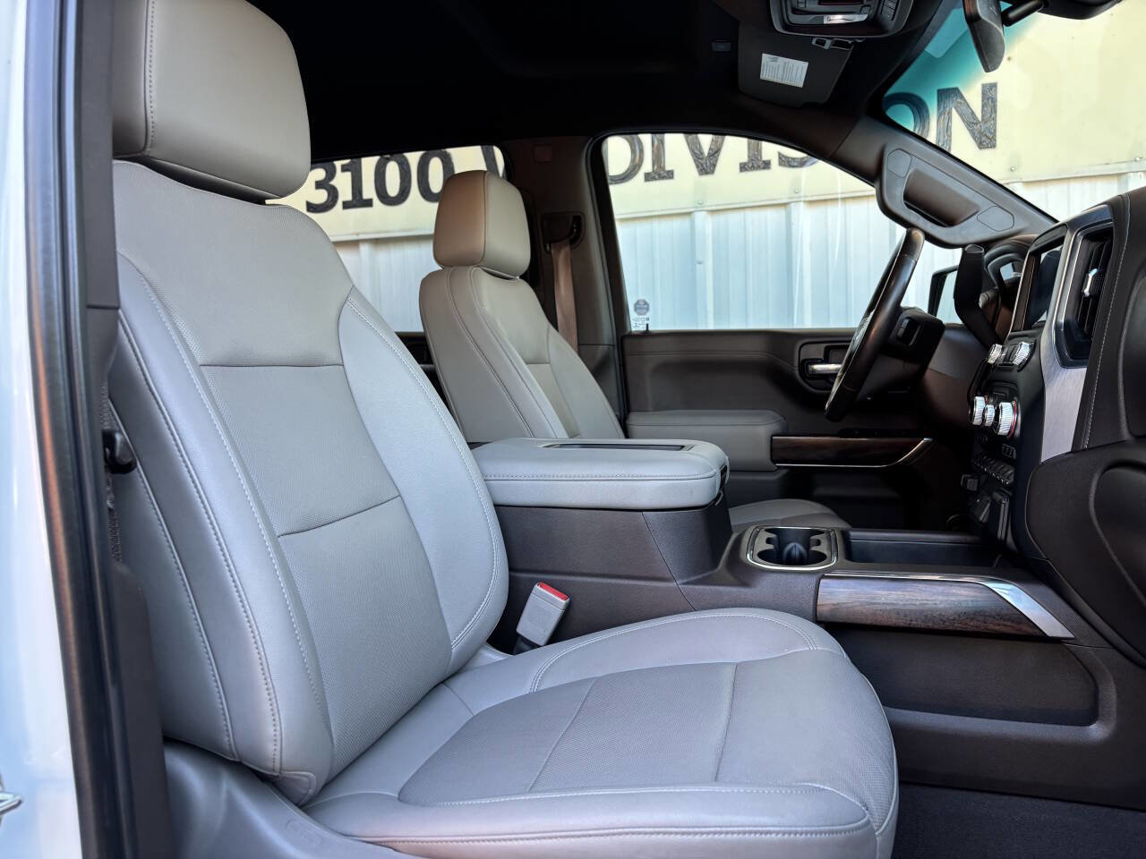 Used 2021 GMC Sierra 1500 SLT image 18