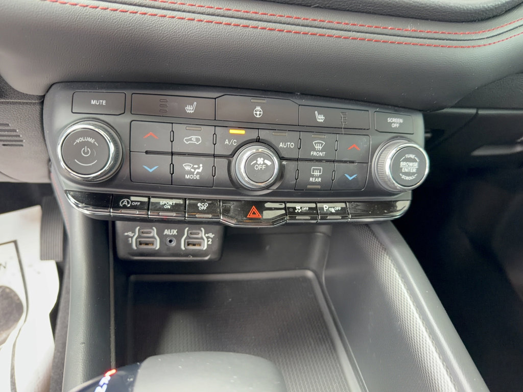 Used 2025 Dodge Durango GT w/ Blacktop Package RWD image 24