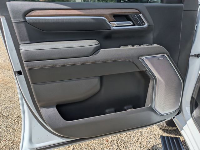 New 2026 Chevrolet Silverado 3500 High Country w/ Technology Package AWD/4WD image 8