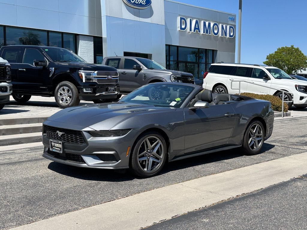 New 2025 Ford Mustang Convertible RWD image 3