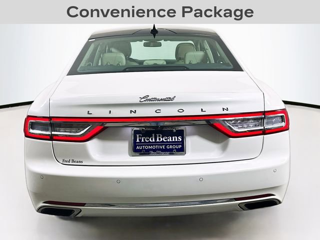 Used 2020 Lincoln Continental AWD w/ Premium Package image 6