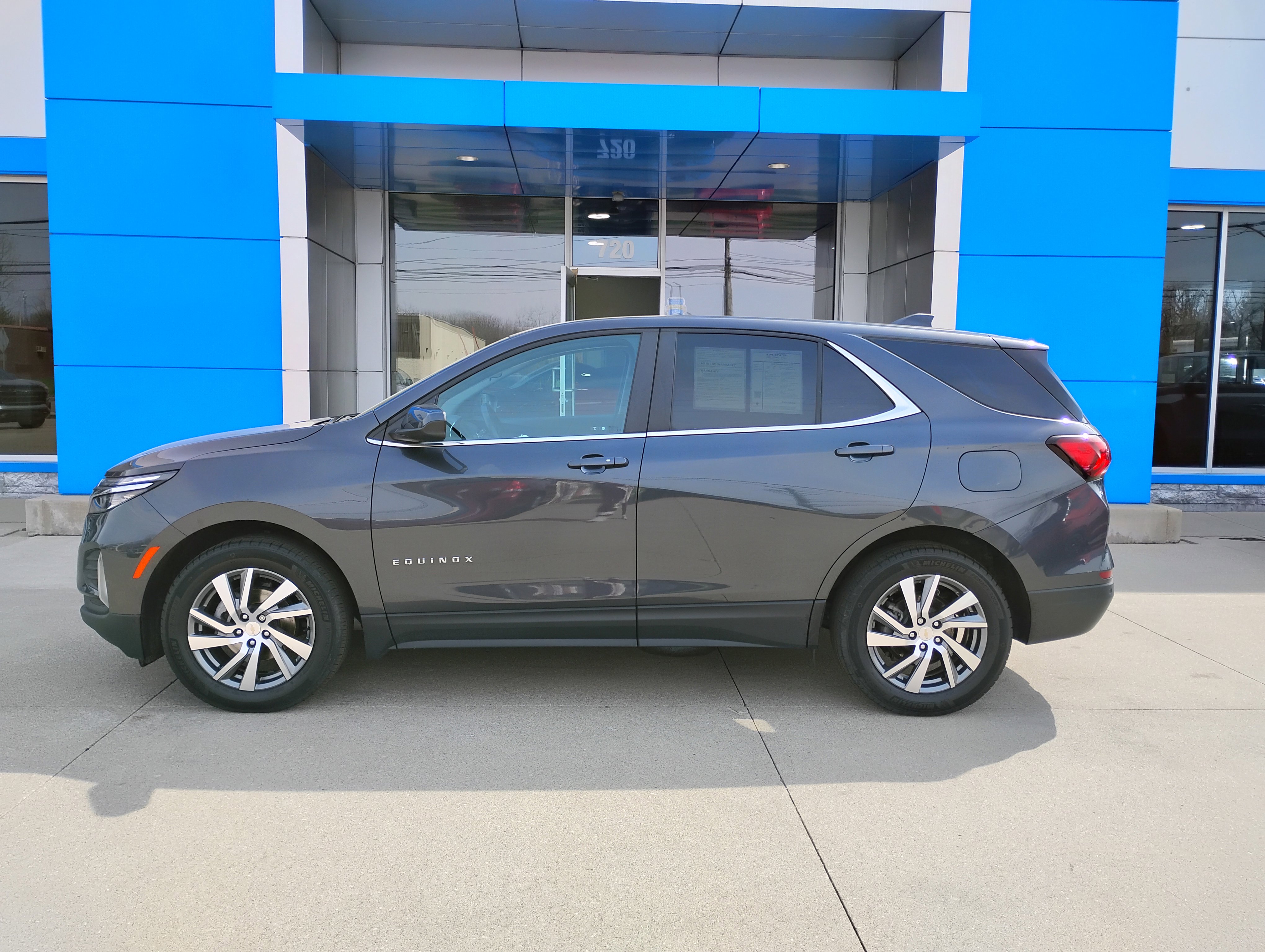 Used 2023 Chevrolet Equinox LT image 31