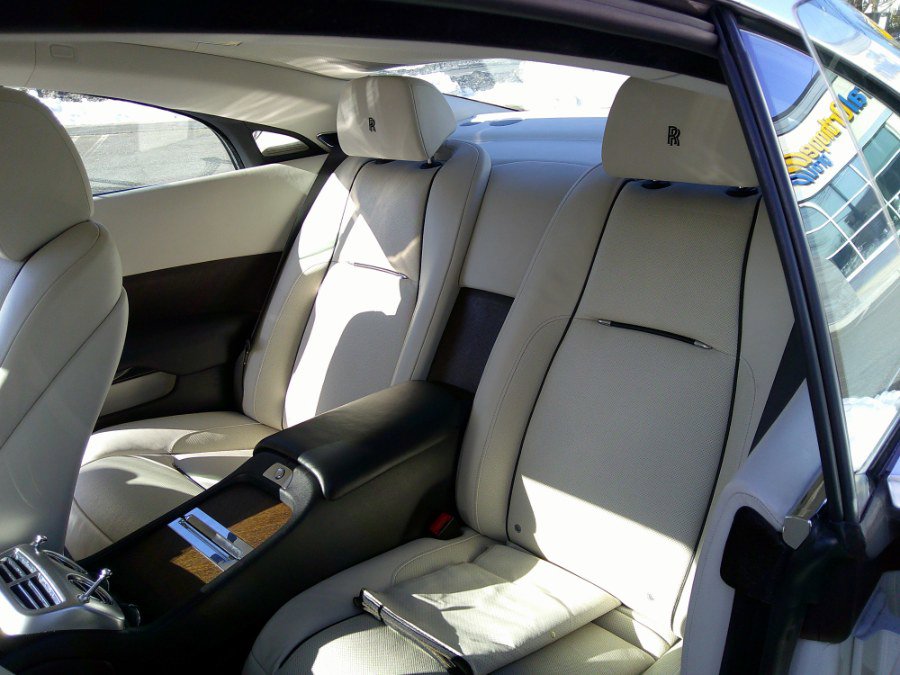 Used 2014 Rolls-Royce Wraith image 55