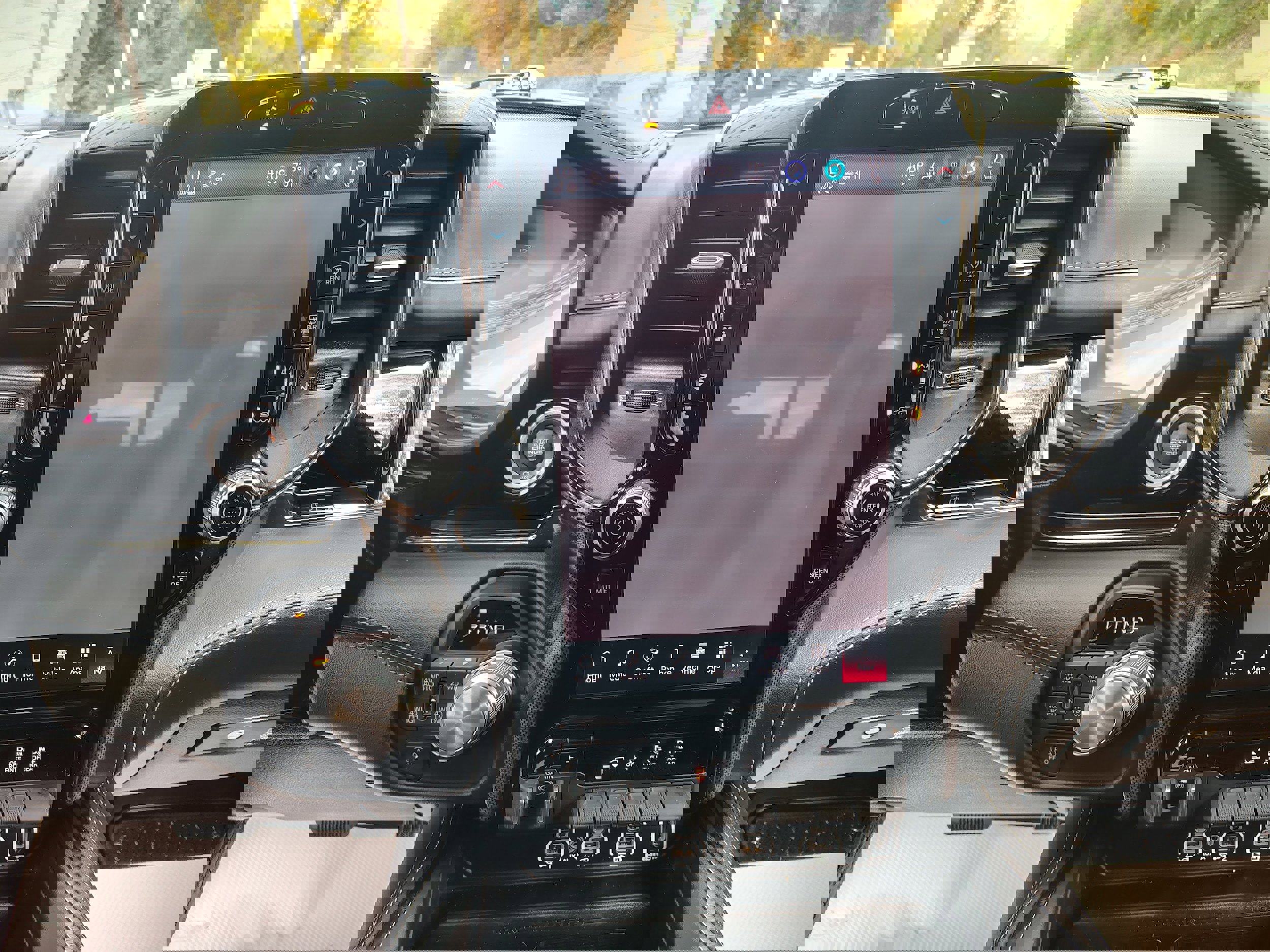 Certified 2025 RAM 1500 Limited image 38