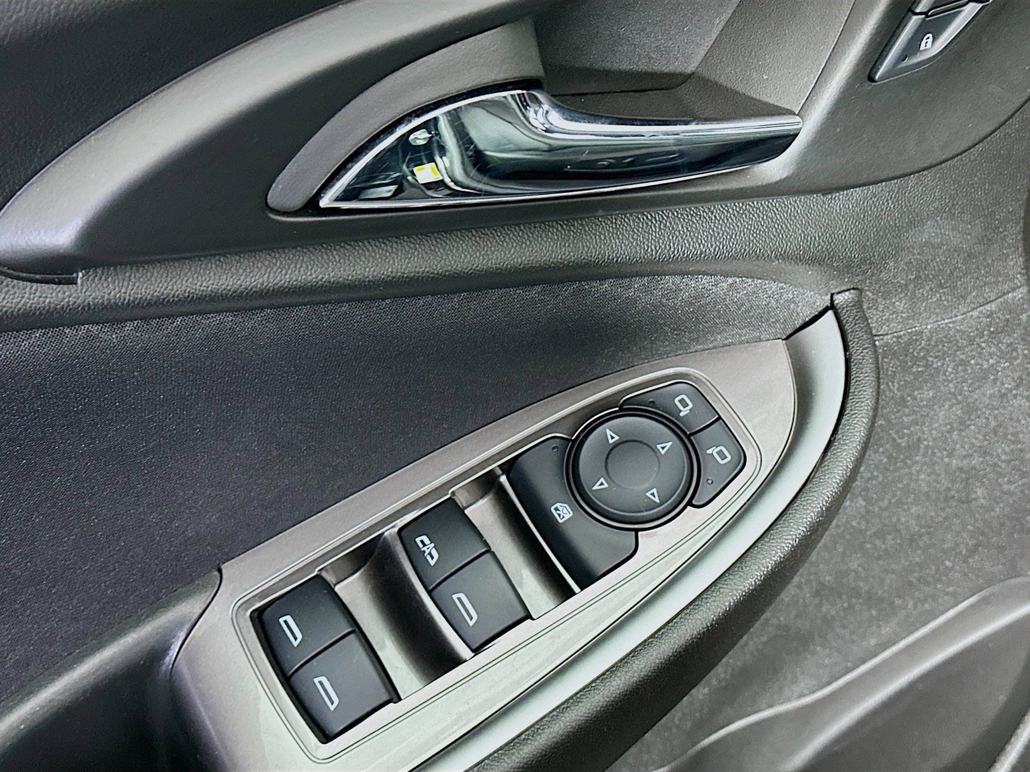 Used 2024 Chevrolet Malibu LT image 15