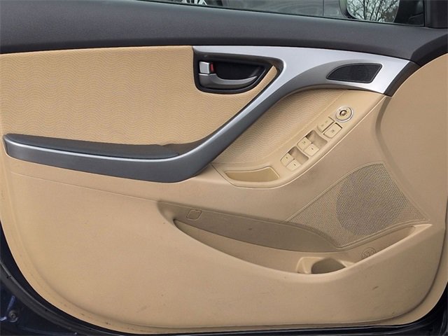 Used 2013 Hyundai Elantra Limited image 15