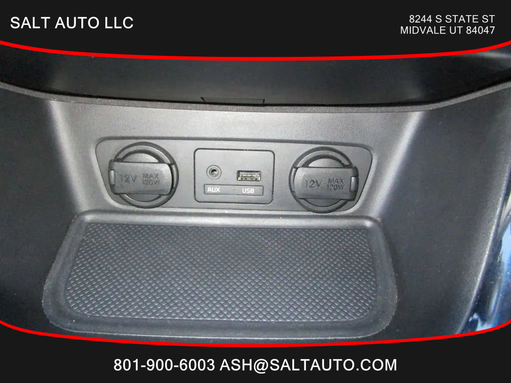 Used 2015 Kia Sorento LX image 12