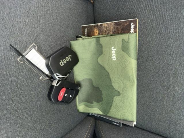 Used 2025 Jeep Wrangler Sahara 4xe image 20