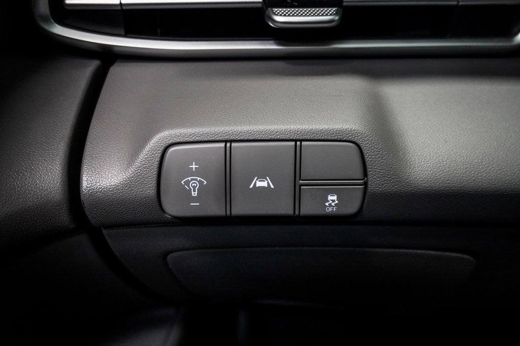 Used 2022 Hyundai Elantra SEL image 20