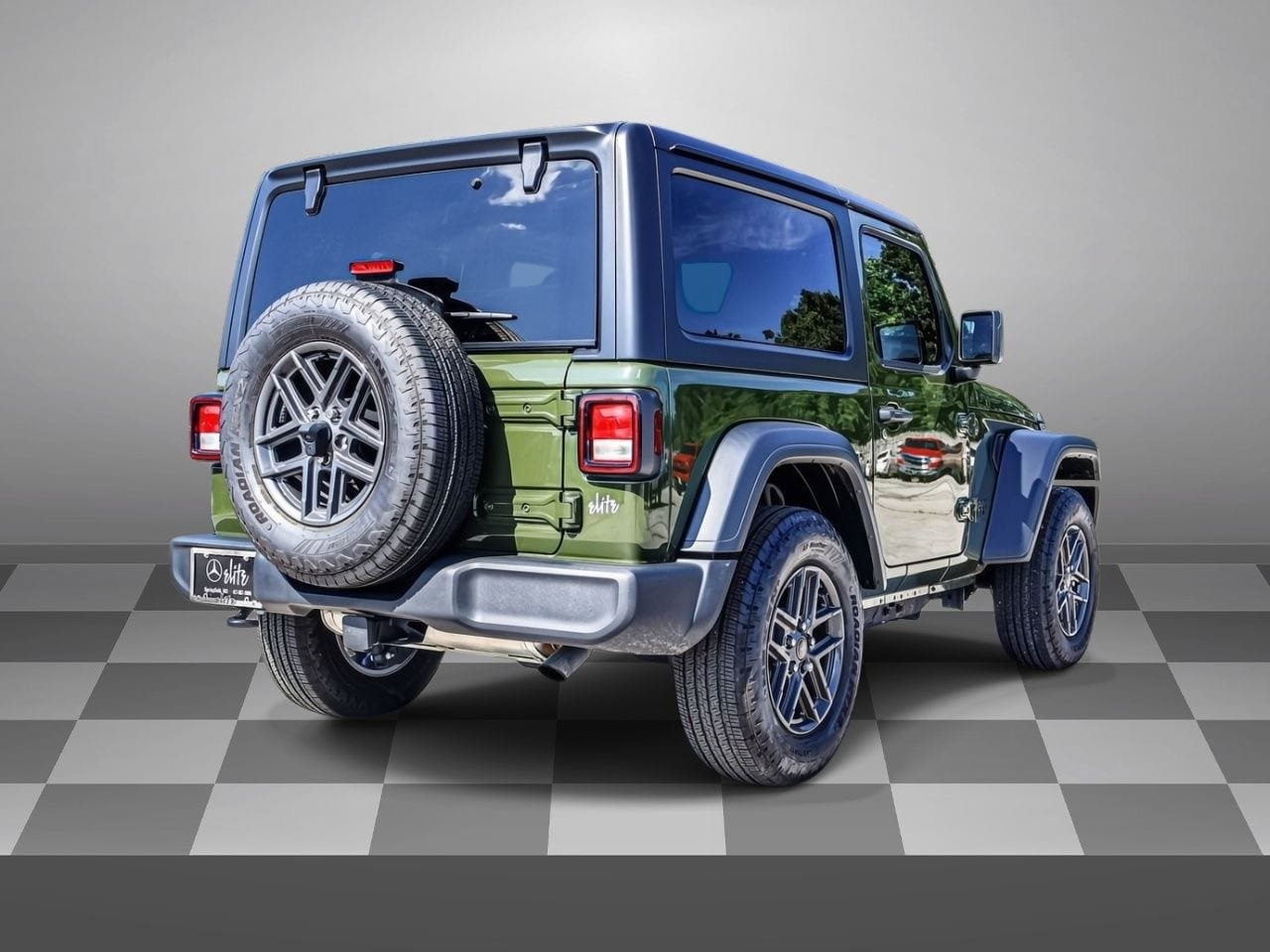 Used 2024 Jeep Wrangler Sport AWD/4WD image 6