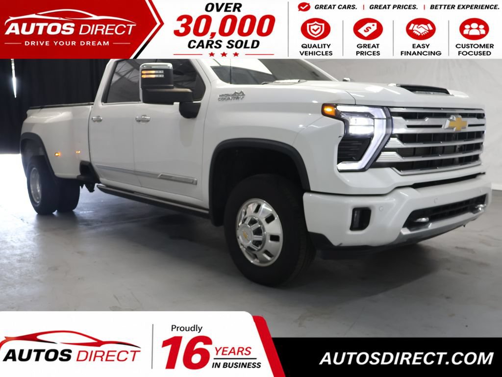 Used 2024 Chevrolet Silverado 3500 High Country w/ High Country Premium Package AWD/4WD image 1