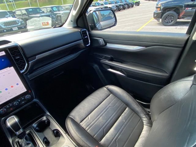 Used 2025 Ford Ranger Lariat w/ FX4 Off-Road Package AWD/4WD image 27