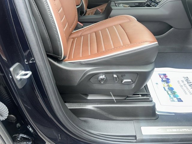 Used 2024 GMC Yukon Denali Ultimate image 35
