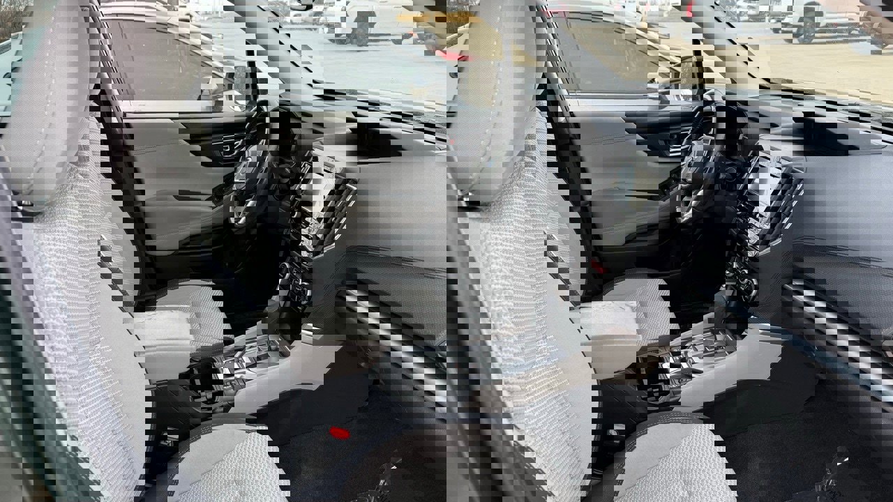 Used 2023 Subaru Forester Premium image 9