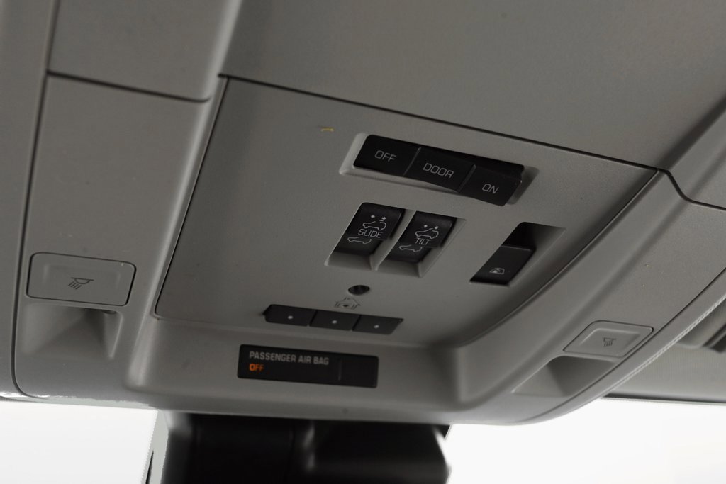 Used 2018 GMC Sierra 1500 Denali image 29