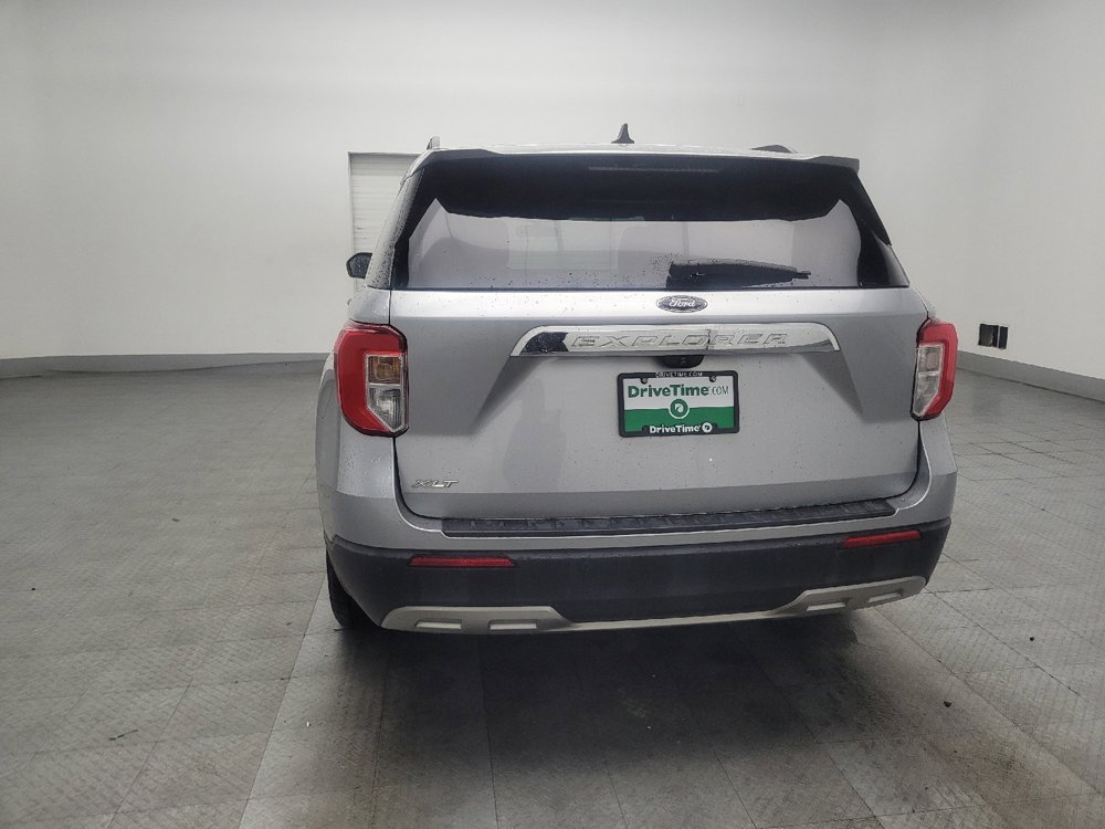 Used 2021 Ford Explorer XLT w/ Equipment Group 202A RWD image 6