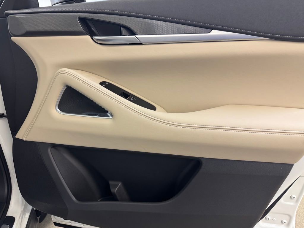 Used 2025 INFINITI QX60 Luxe AWD/4WD image 31