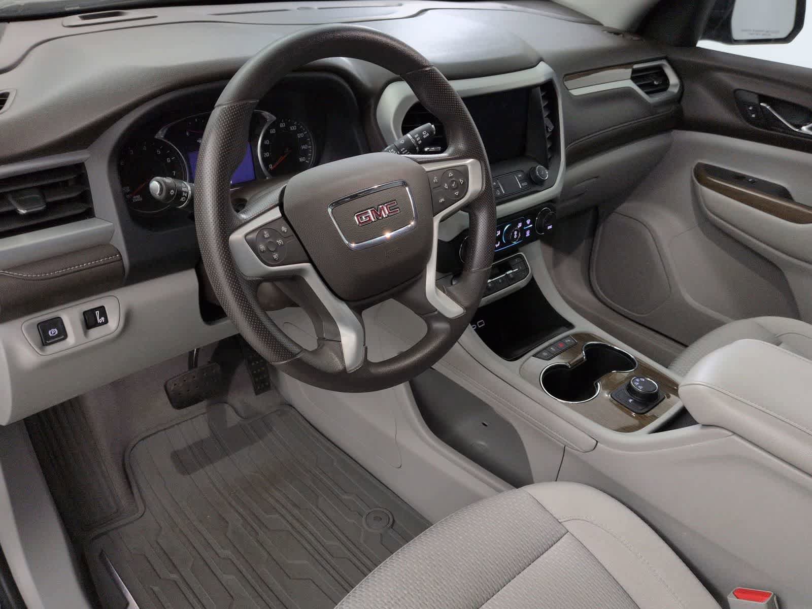 Used 2022 GMC Acadia SLE AWD/4WD image 2