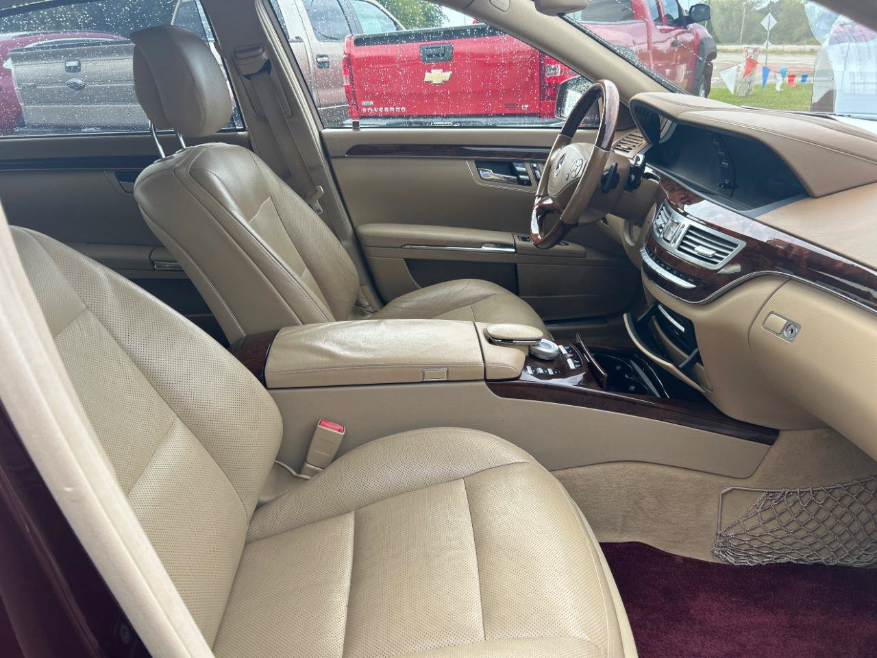 Used 2011 Mercedes-Benz S 550 image 26