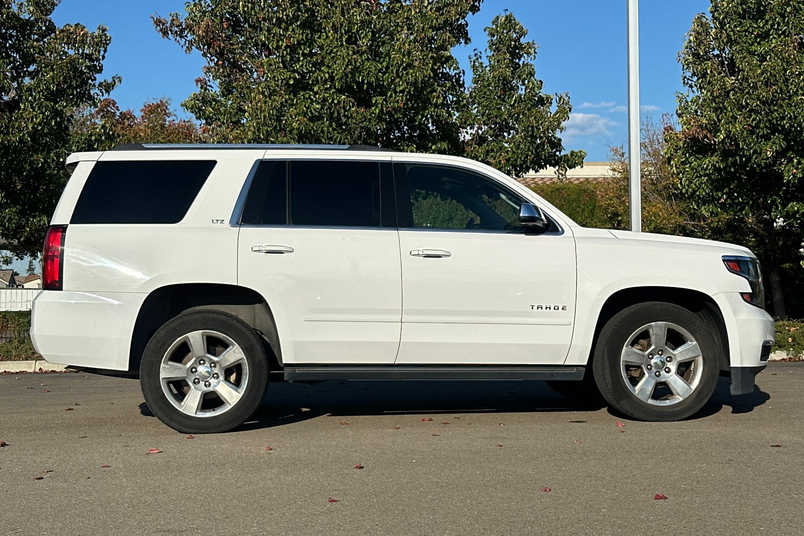 Used 2016 Chevrolet Tahoe LTZ w/ Max Trailering Package AWD/4WD image 3