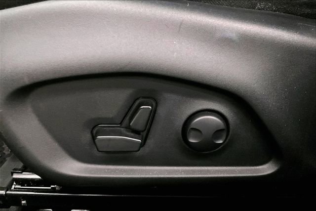 Used 2024 Jeep Compass Trailhawk w/ Trailhawk Elite Group image 31