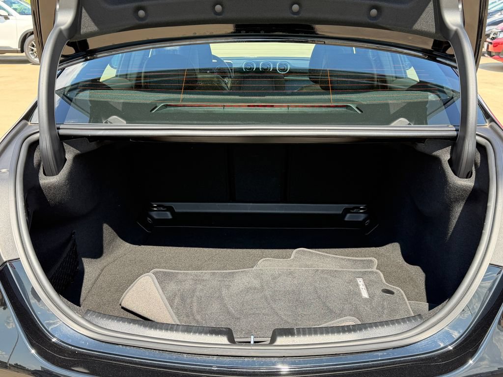 Used 2023 Mercedes-Benz C 300 4MATIC Sedan image 7