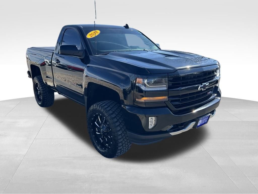 Used 2018 Chevrolet Silverado 1500 LT w/ LT Convenience Package image 7
