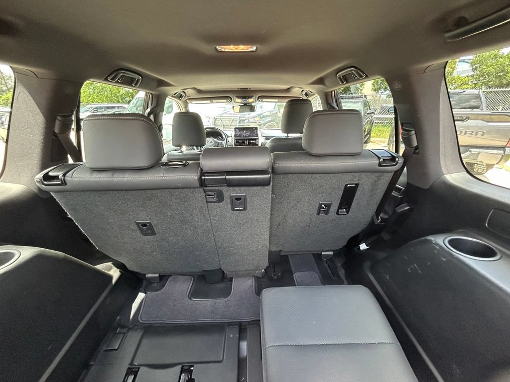 Used 2023 Lexus GX 460 AWD/4WD image 15