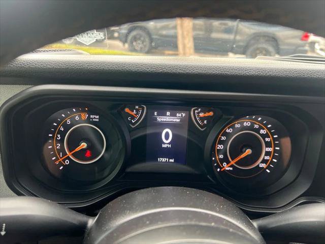 Certified 2024 Jeep Gladiator Sport AWD/4WD image 40