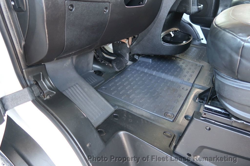 Used 2024 RAM ProMaster 2500 w/ Convenience Group FWD image 12