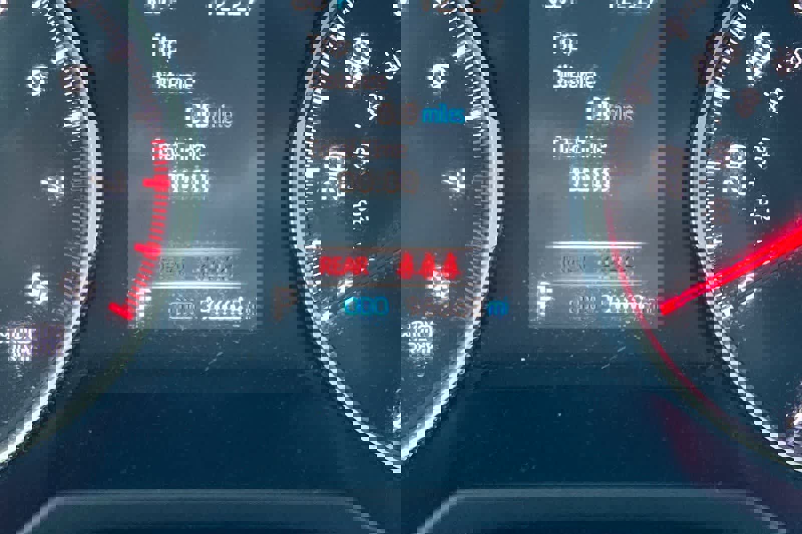 Used 2021 Toyota RAV4 LE image 26