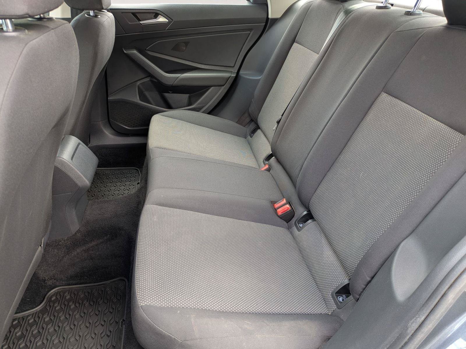 Used 2019 Volkswagen Jetta SE FWD image 28