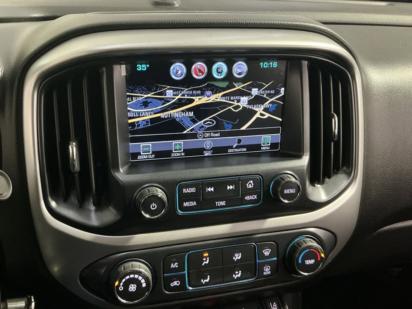 Used 2017 Chevrolet Colorado LT w/ LT Convenience Package image 28